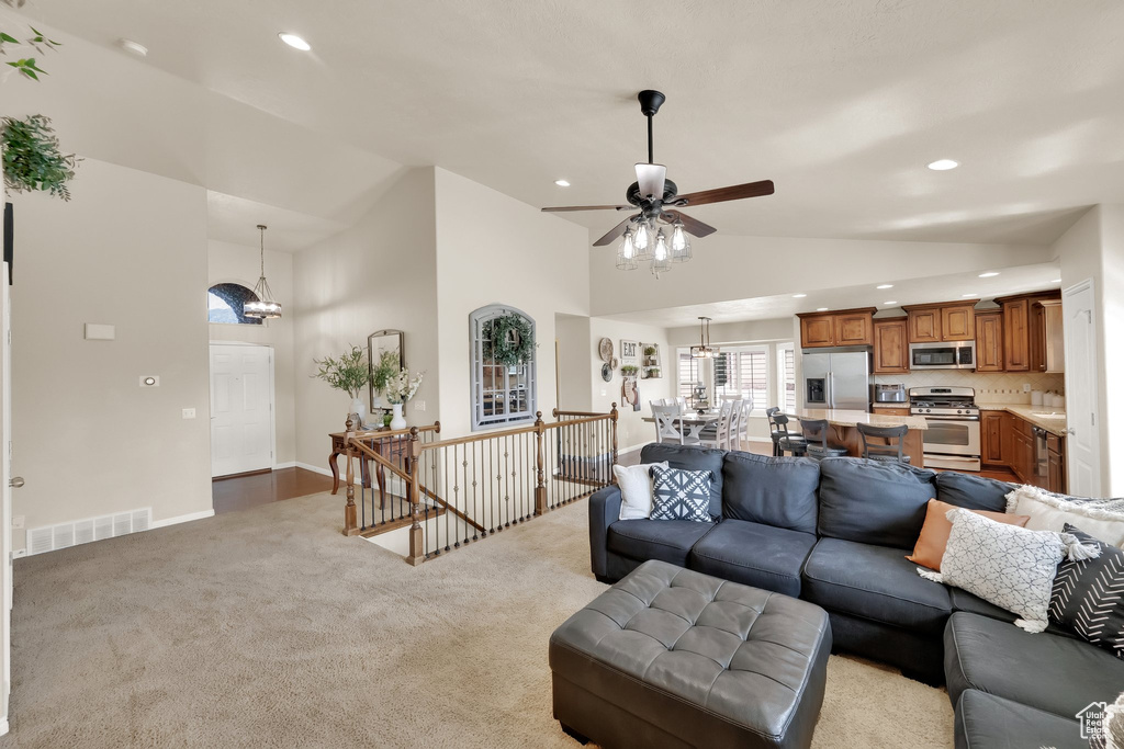 79 N WELLINGTON Kaysville, UT 84037