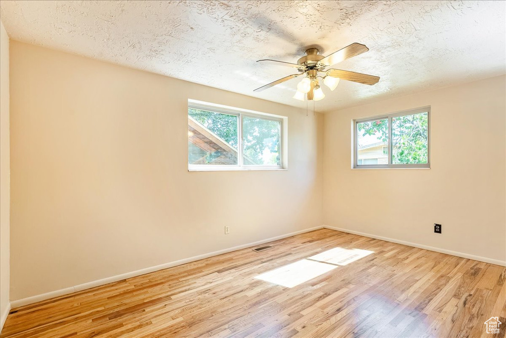 6690 S 1495 E Cottonwood Heights, UT 84121