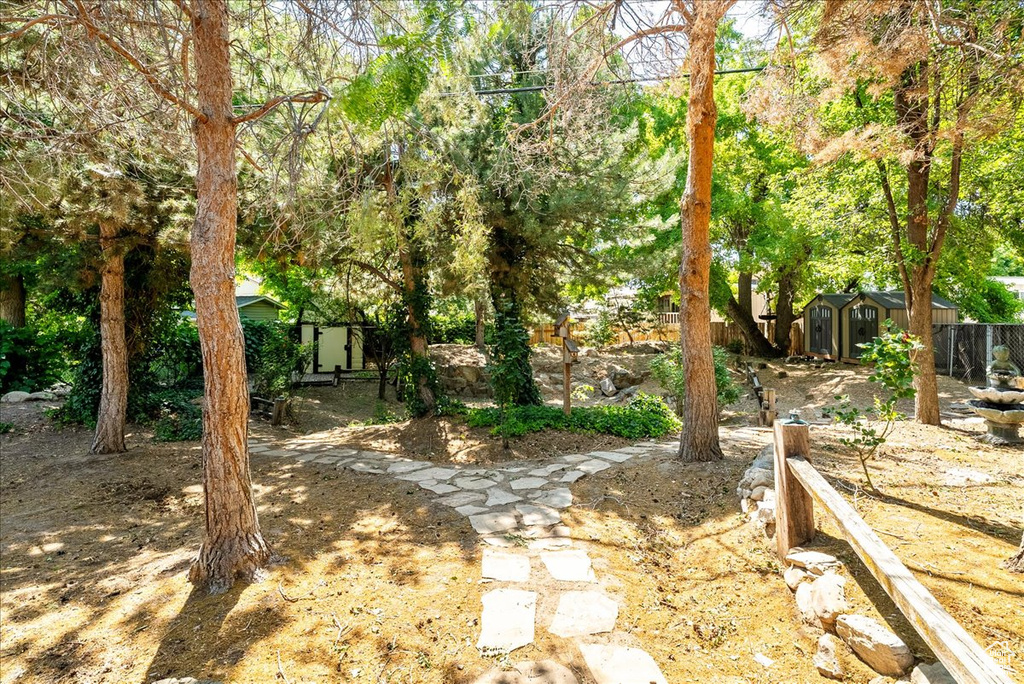 6690 S 1495 E Cottonwood Heights, UT 84121