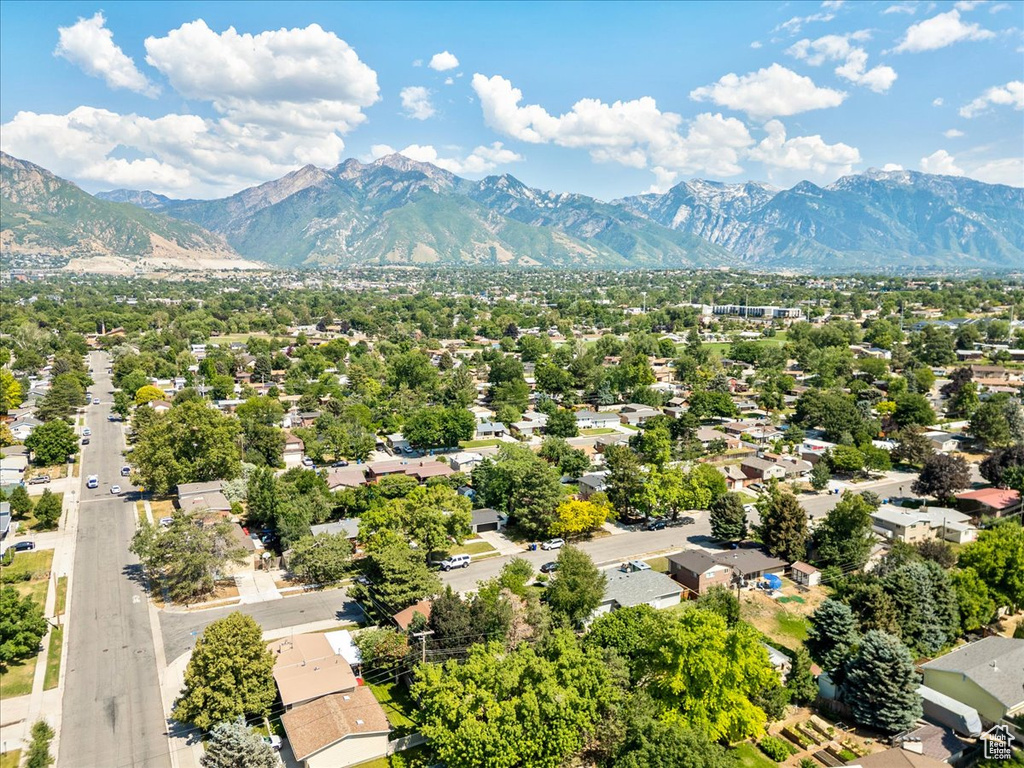 6690 S 1495 E Cottonwood Heights, UT 84121