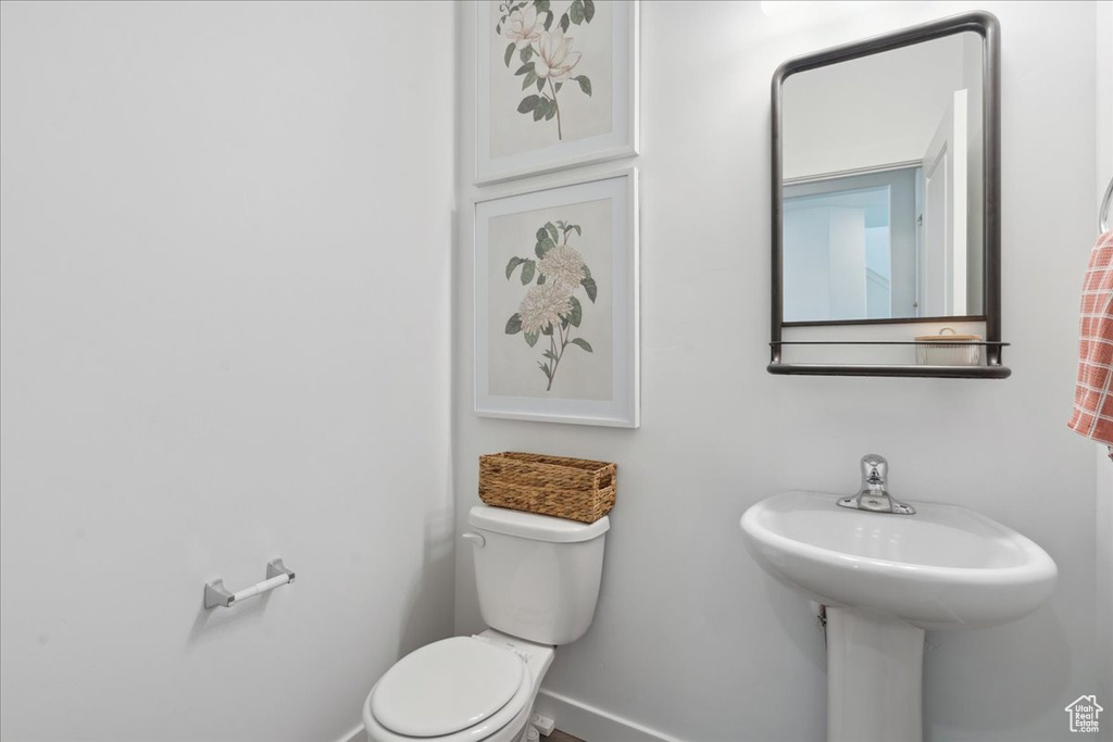 1128 E BEARING DR Saratoga Springs, UT 84045