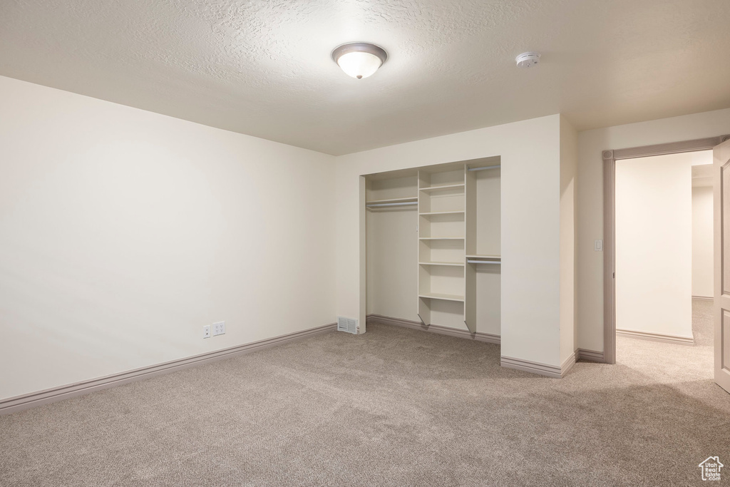5689 W SANDY STONE CIR South Jordan, UT 84009