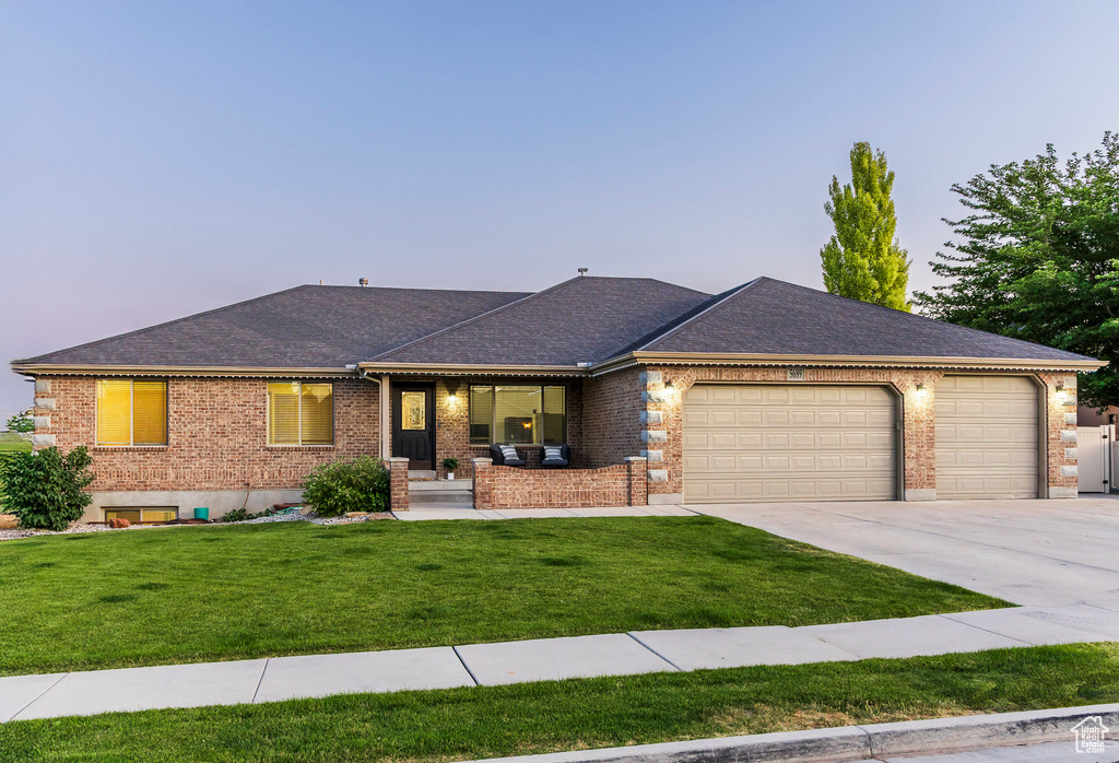 5689 W SANDY STONE CIR South Jordan, UT 84009