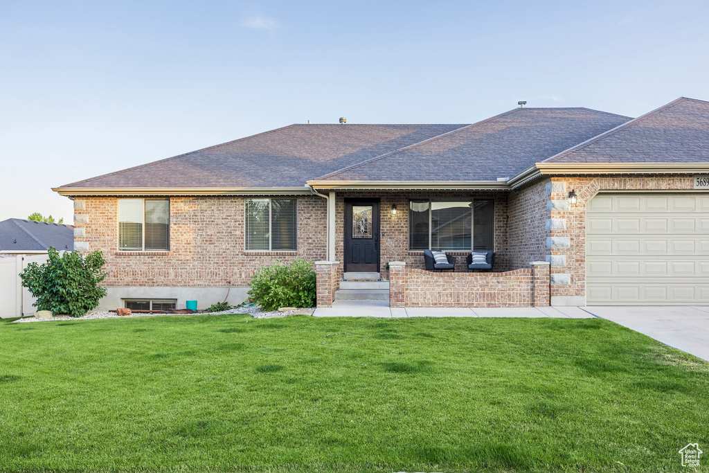 5689 W SANDY STONE CIR South Jordan, UT 84009