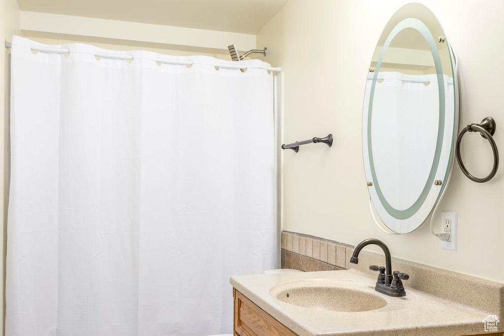 5689 W SANDY STONE CIR South Jordan, UT 84009