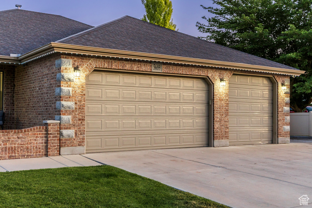 5689 W SANDY STONE CIR South Jordan, UT 84009