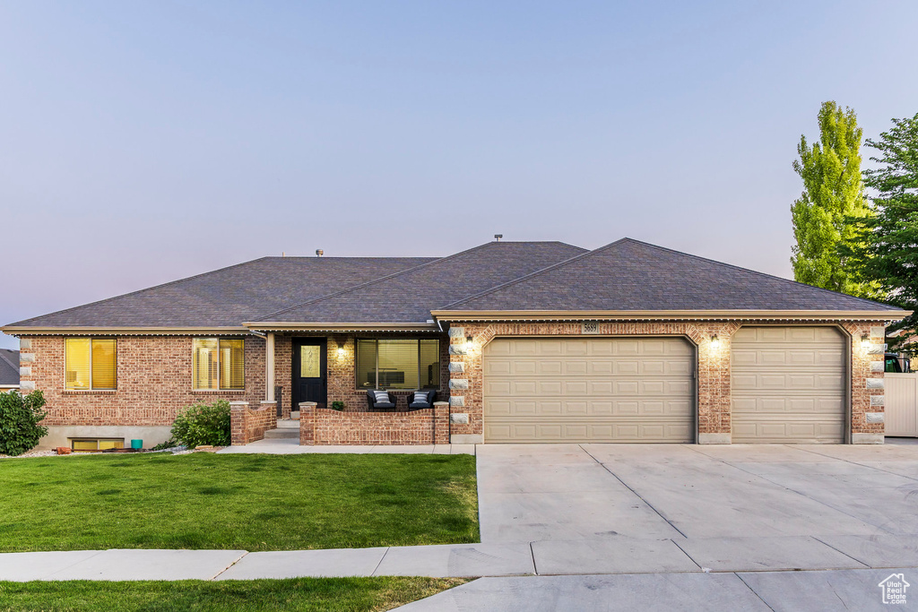 5689 W SANDY STONE CIR South Jordan, UT 84009