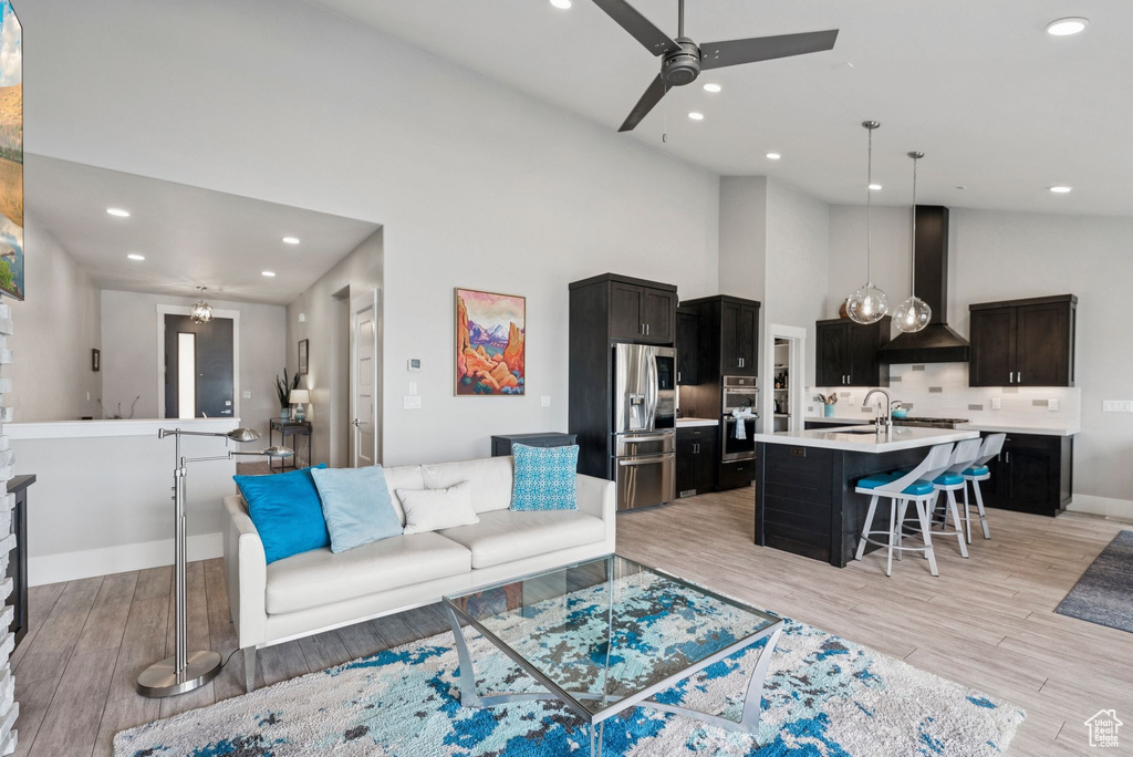 11143 N SHORELINE DR Hideout, UT 84036