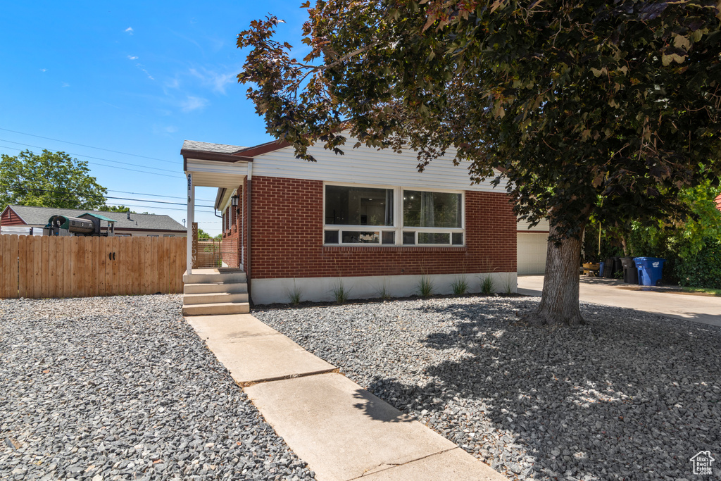 4621 S 150 W Washington Terrace, UT 84405