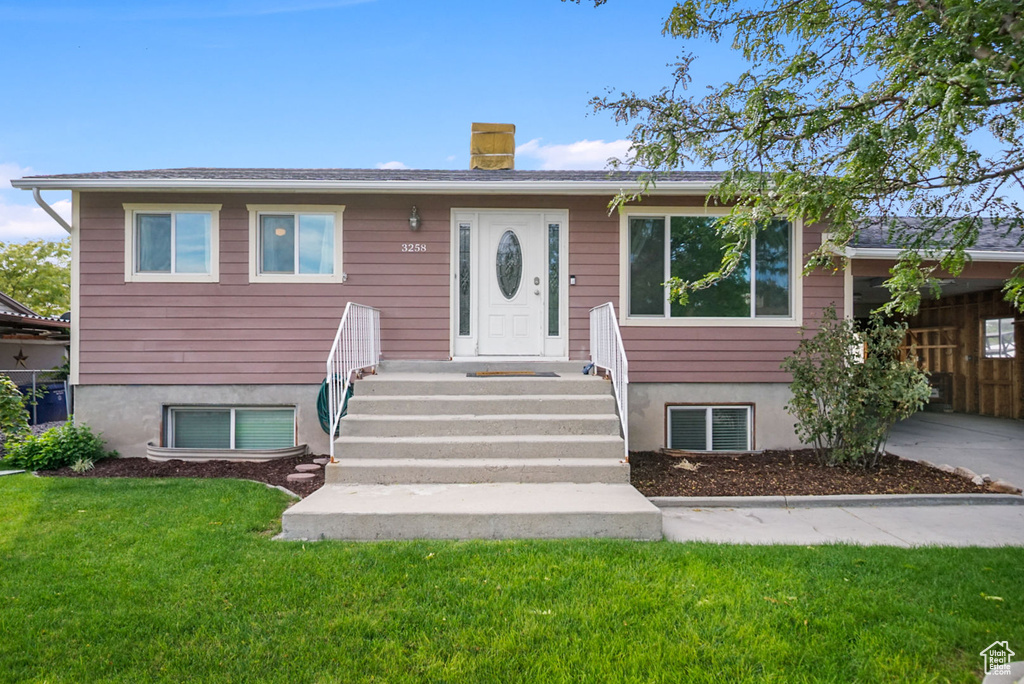 Photo 2 for MLS #2095298 at 3258 S 4665 West