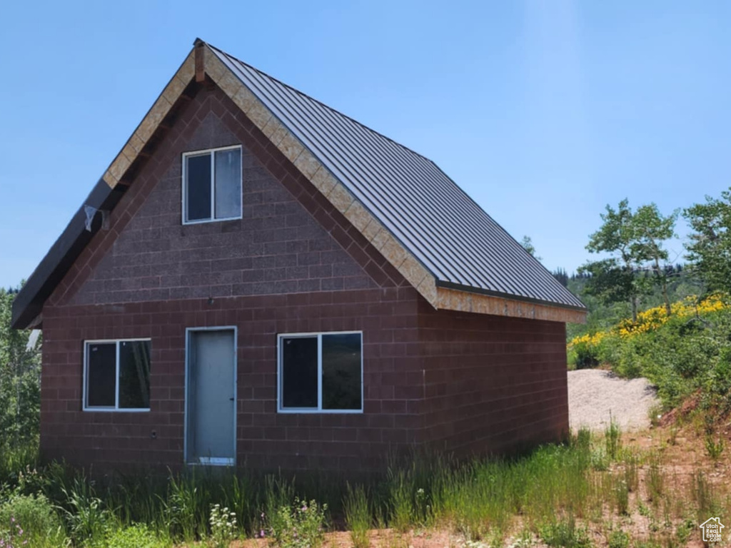 8153 JOHN FREMONT DR #H212 Huntsville, UT 84317