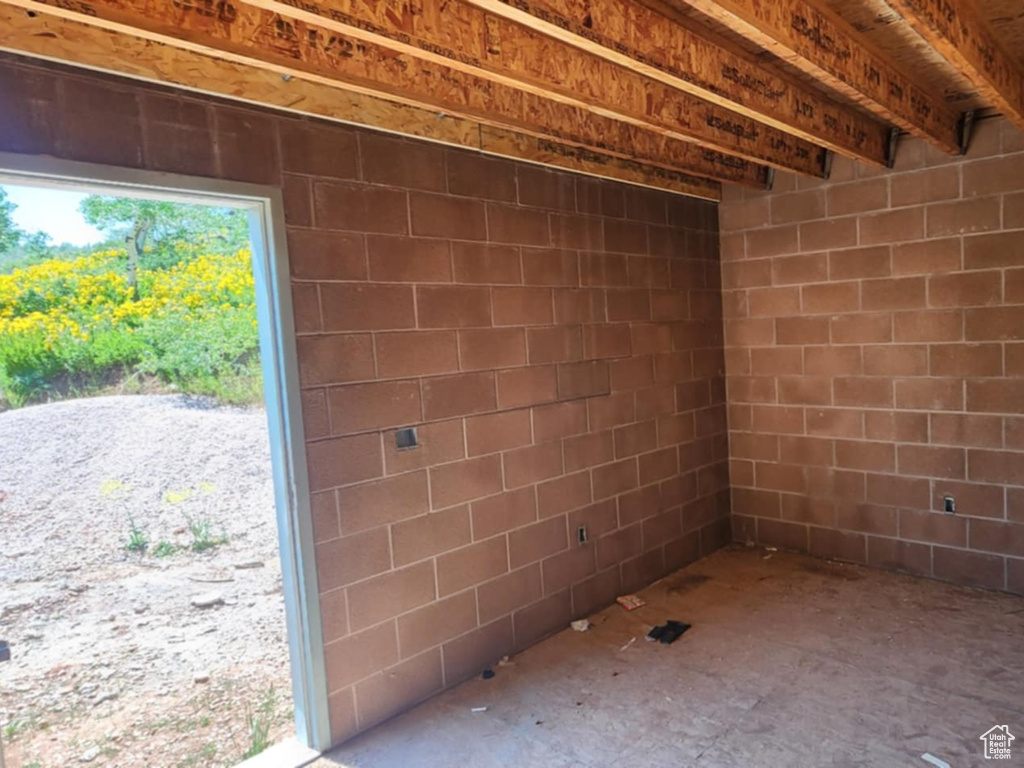 8153 JOHN FREMONT DR #H212 Huntsville, UT 84317