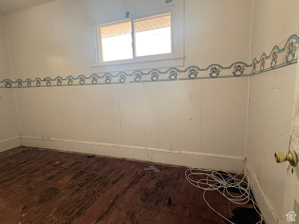 Photo 32 for MLS #2095311 at 111 E Center