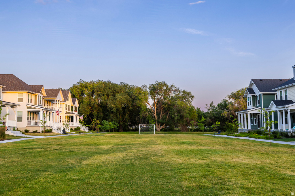 1042 W SHORELINE DR Layton, UT 84041