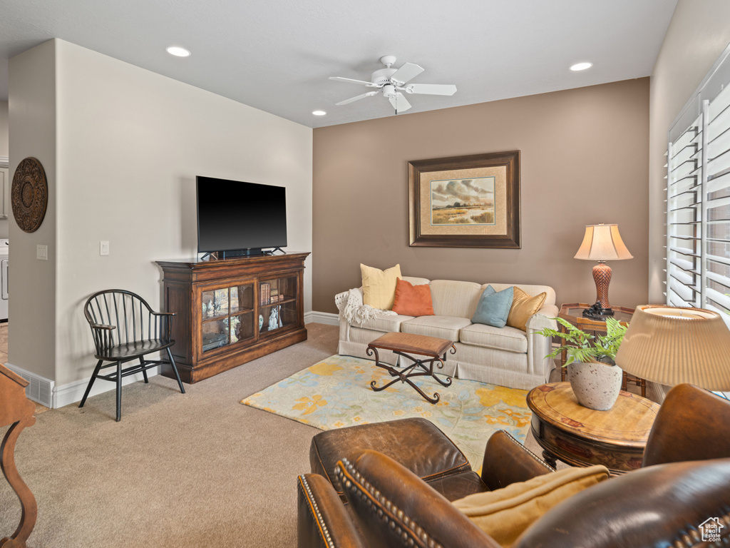 5527 S ELDERBERRY CT Ogden, UT 84403