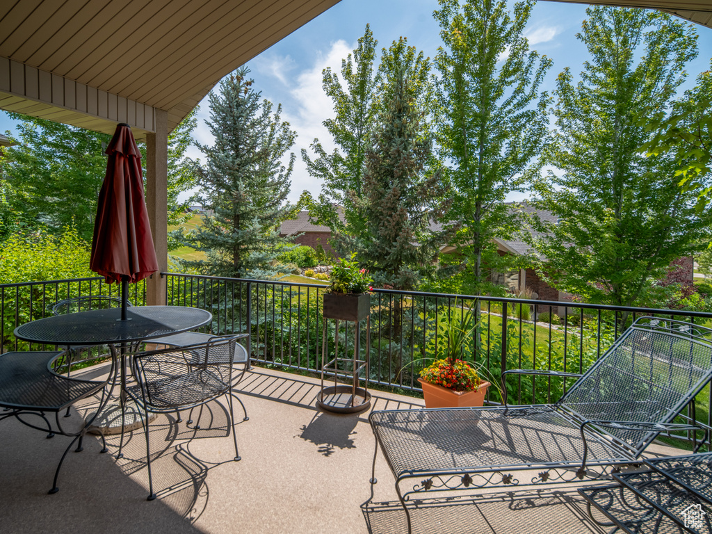 5527 S ELDERBERRY CT Ogden, UT 84403