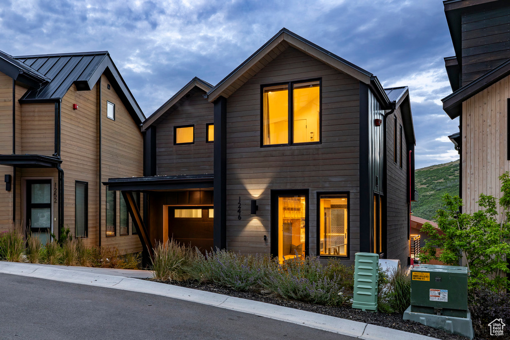 Contemporary house with a garage