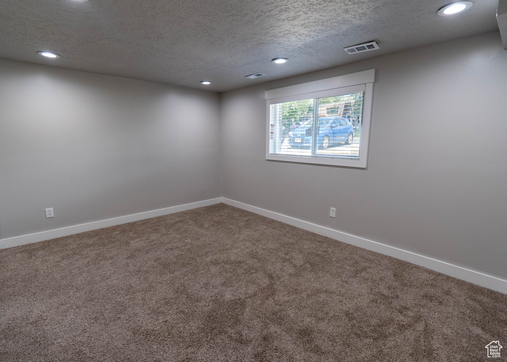 9446 S BARIUM ST Sandy, UT 84094
