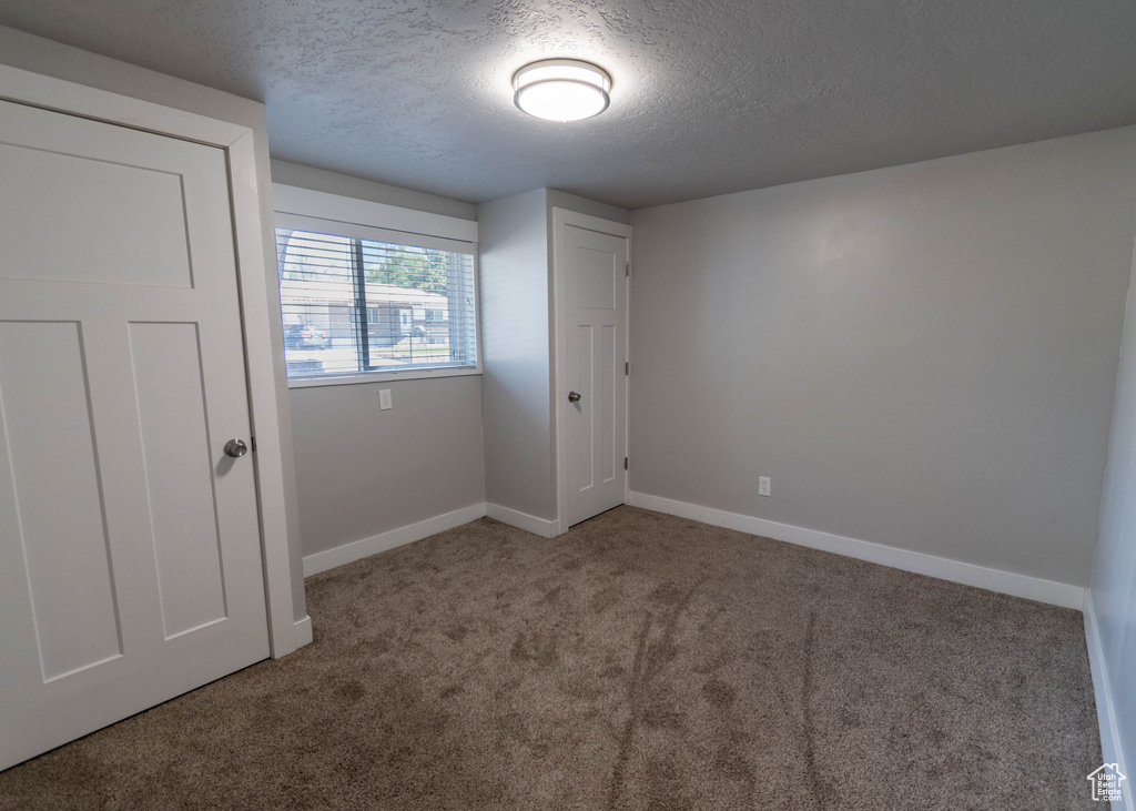 9446 S BARIUM ST Sandy, UT 84094