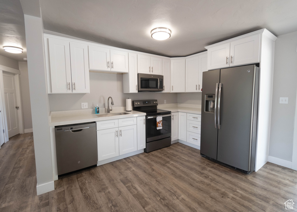 9446 S BARIUM ST Sandy, UT 84094