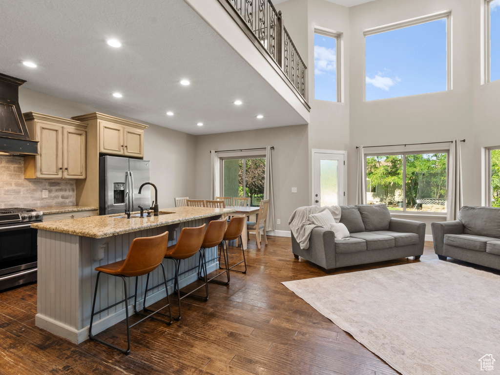 12768 S WHISPER BEND DR Draper, UT 84020