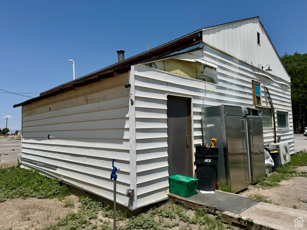 View of side of home