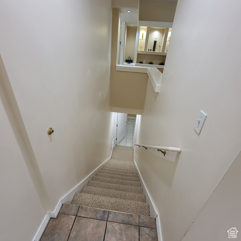 5272 S 1035 E South Ogden, UT 84403