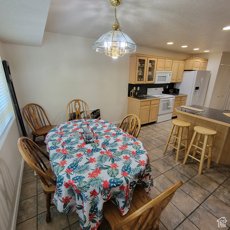 5272 S 1035 E South Ogden, UT 84403