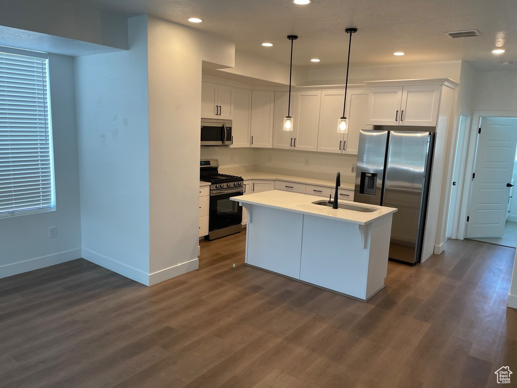 140 E ABBEVILLE CT Sandy, UT 84070