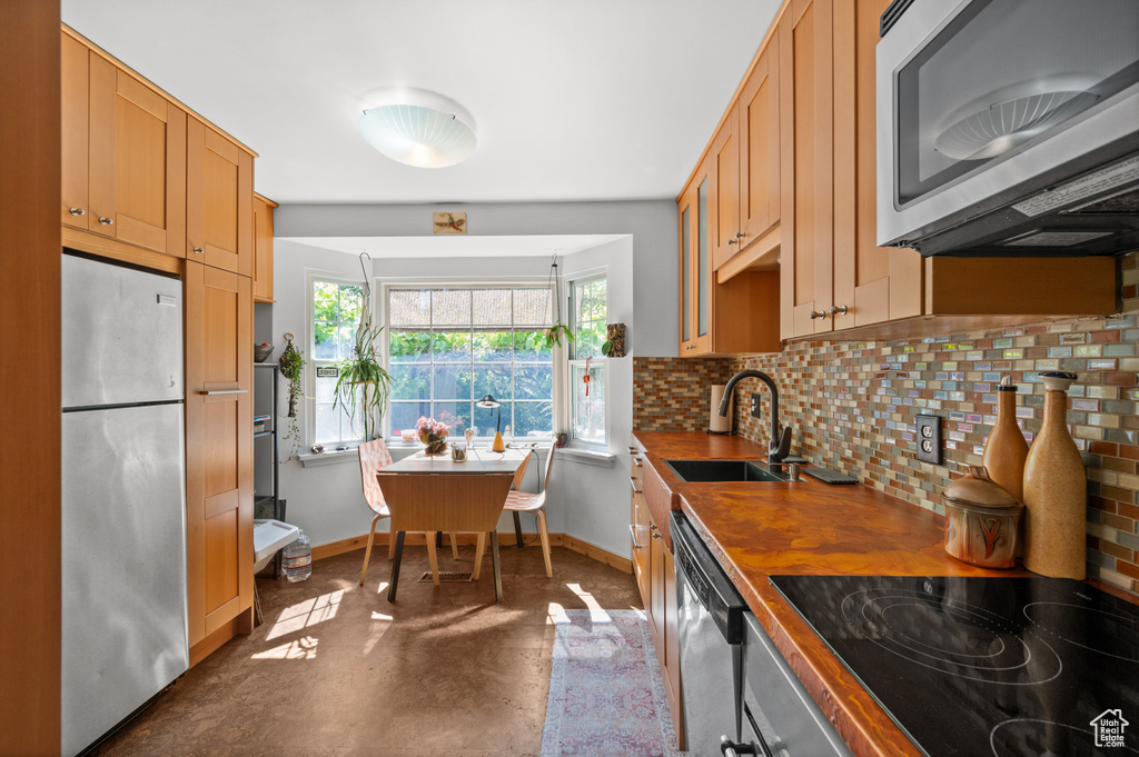 2854 S HARTFORD ST Salt Lake City, UT 84106