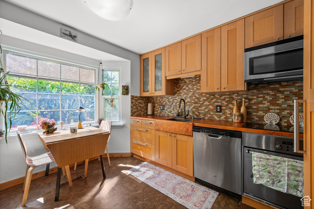 2854 S HARTFORD ST Salt Lake City, UT 84106