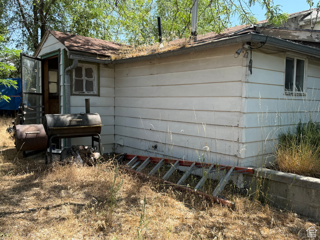 View of side of property