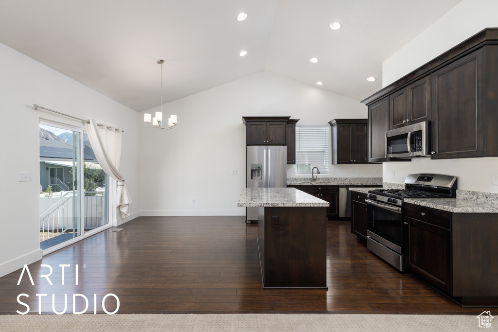 1608 N 500 E North Ogden, UT 84404