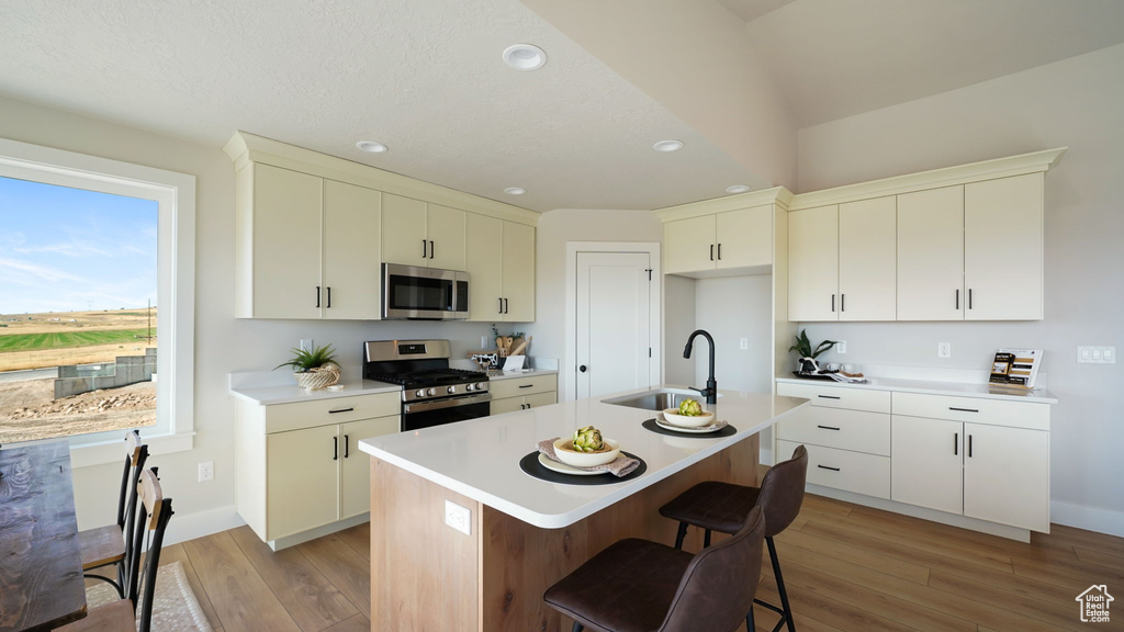 1569 N 300 E Nephi, UT 84648