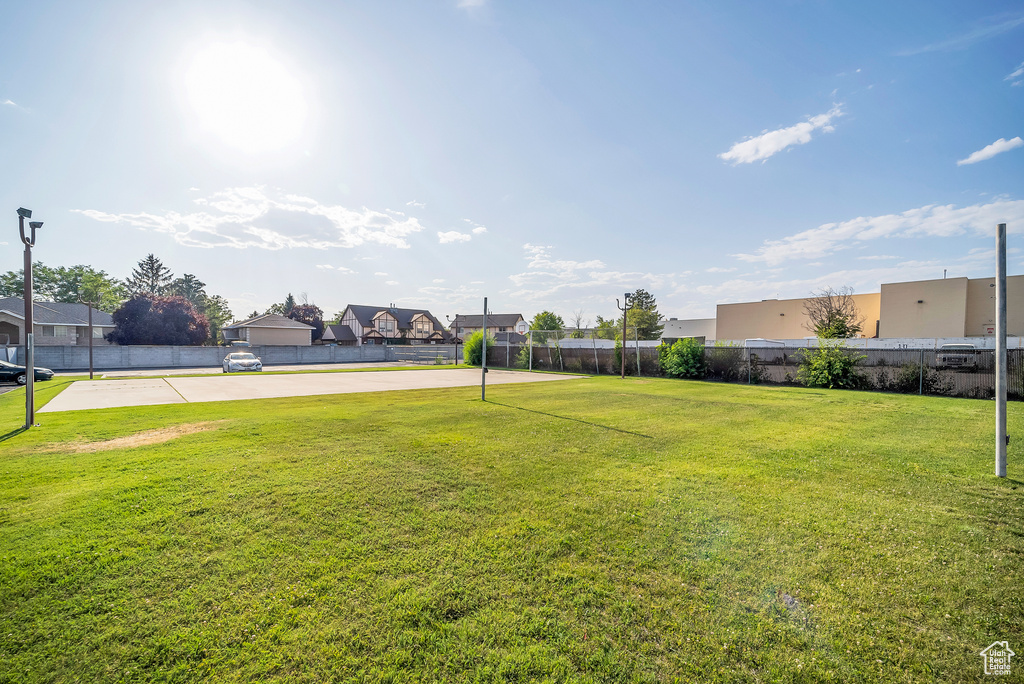 View of yard featuring a residential view
