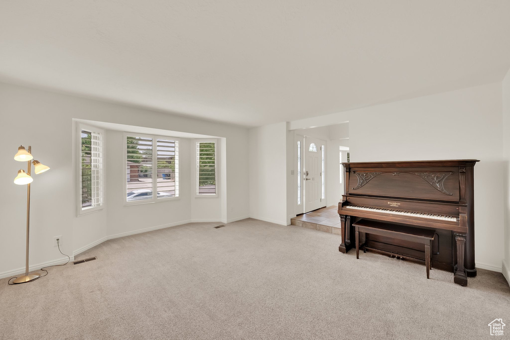 1604 W ROENEWOOD CIR Taylorsville, UT 84123