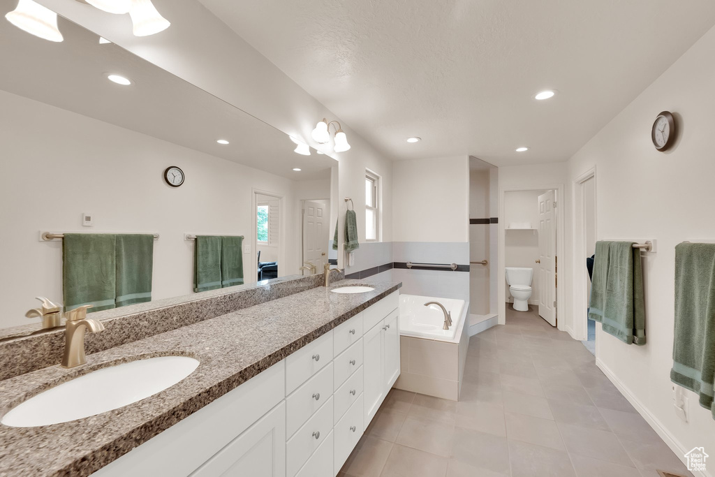1604 W ROENEWOOD CIR Taylorsville, UT 84123