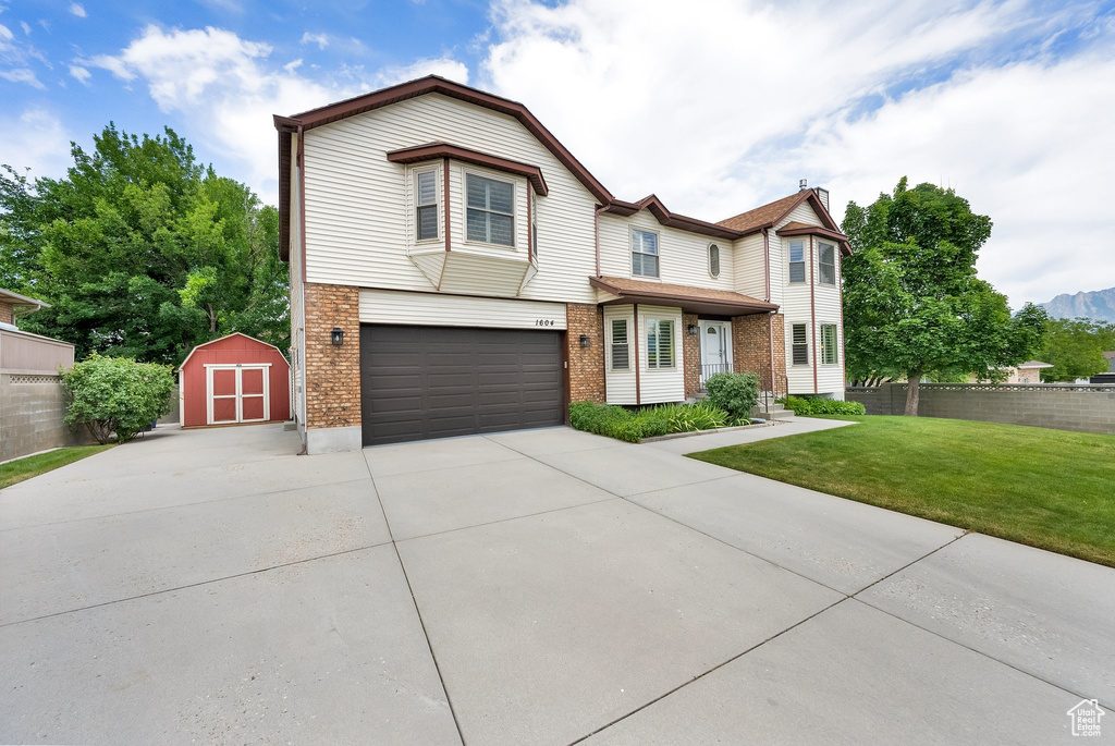 1604 W ROENEWOOD CIR Taylorsville, UT 84123