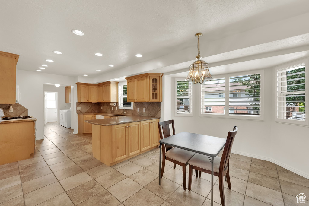 1604 W ROENEWOOD CIR Taylorsville, UT 84123