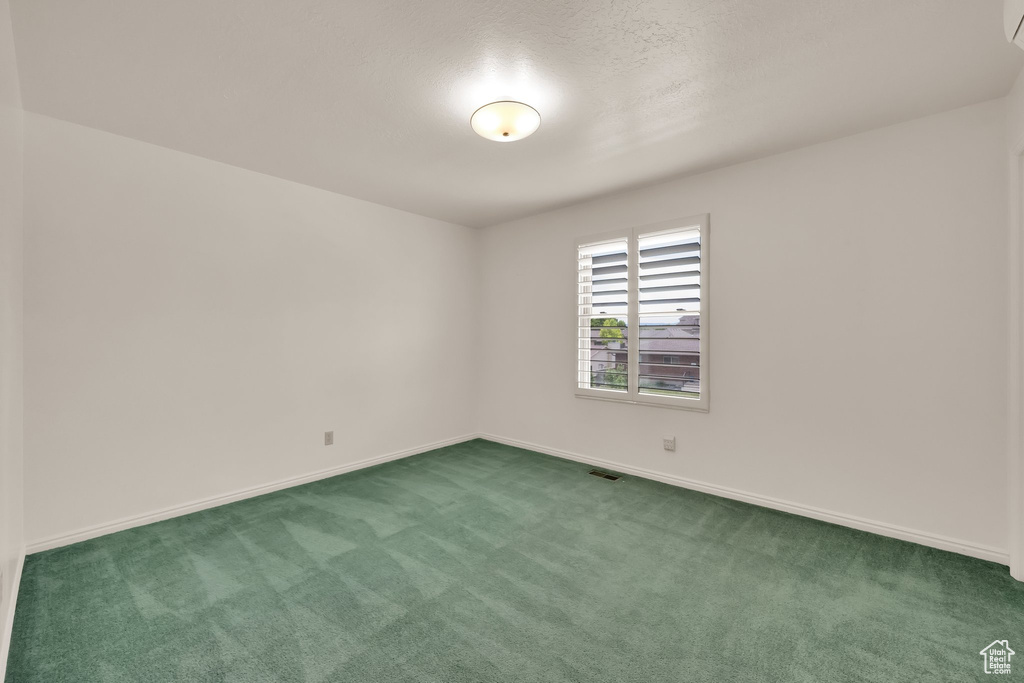 1604 W ROENEWOOD CIR Taylorsville, UT 84123