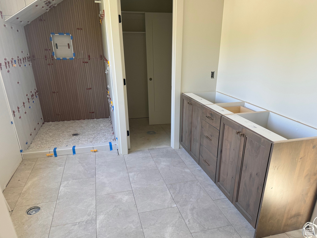 Photo 7 for MLS #2095415 at 3510 N Willow Creek Ln #9