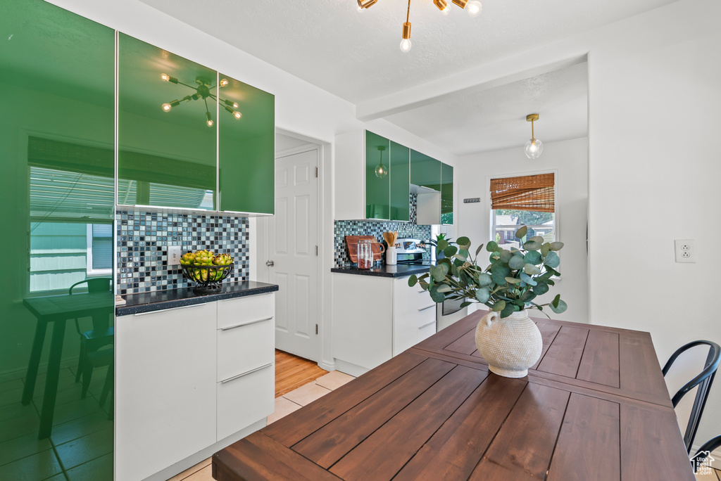 Dining space with beam ceiling