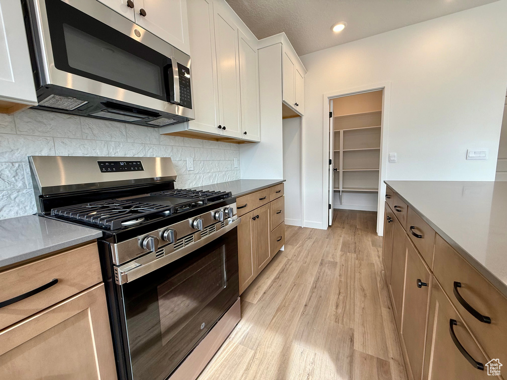 Photo 3 for MLS #2095420 at 3077 Summer Wood Dr St #434