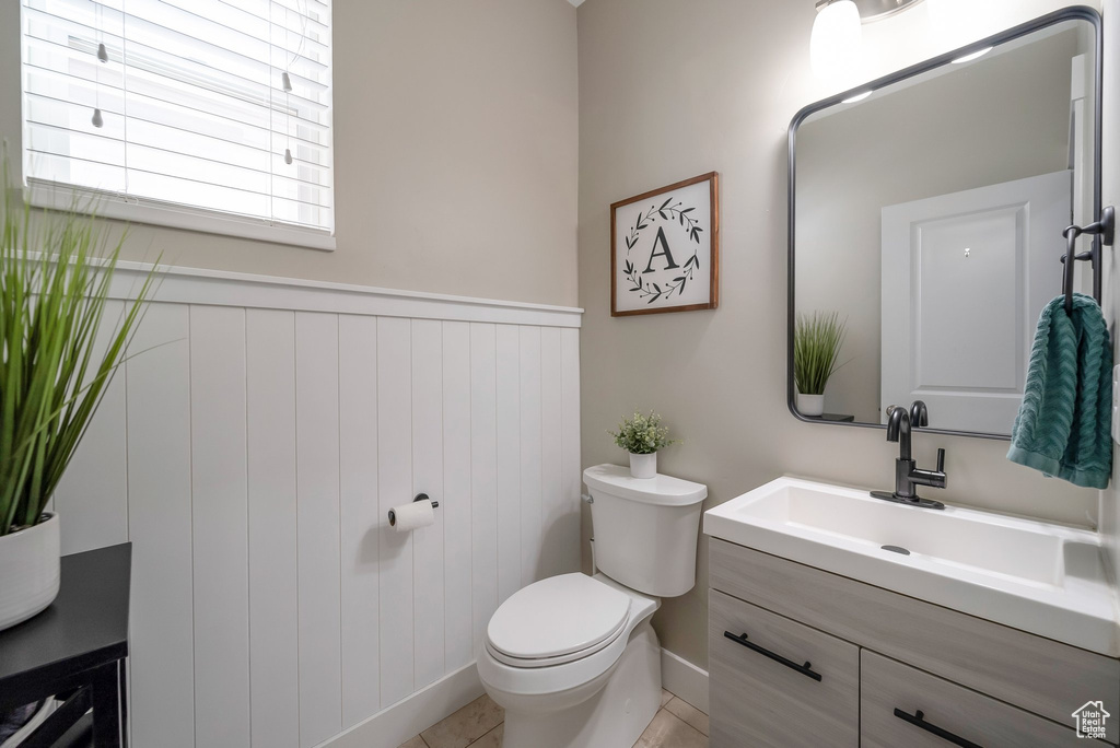 972 N AMBERLY DR North Salt Lake, UT 84054