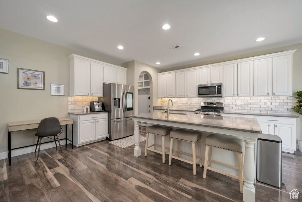 972 N AMBERLY DR North Salt Lake, UT 84054