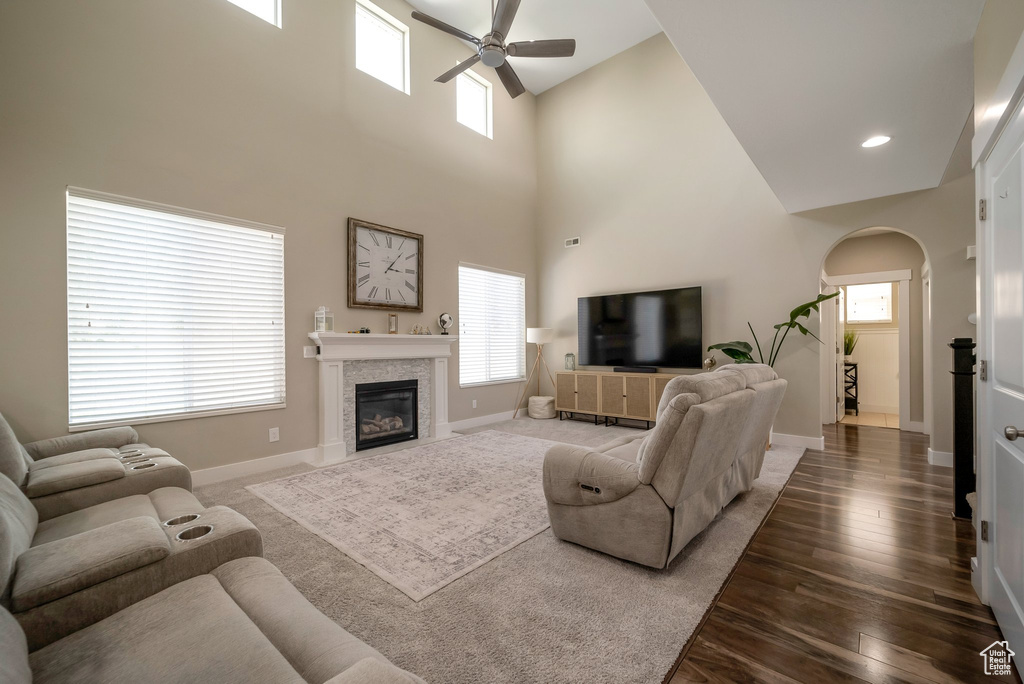 972 N AMBERLY DR North Salt Lake, UT 84054
