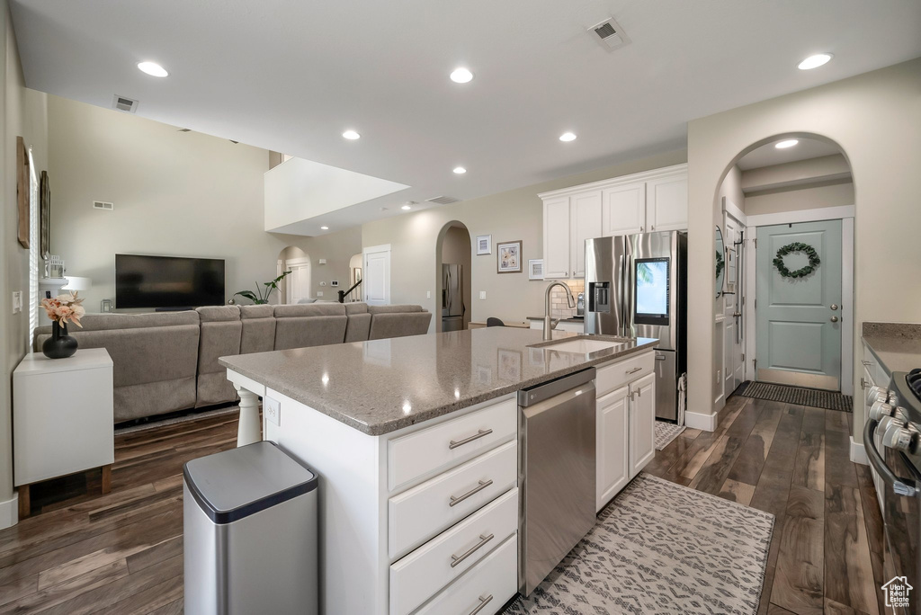972 N AMBERLY DR North Salt Lake, UT 84054