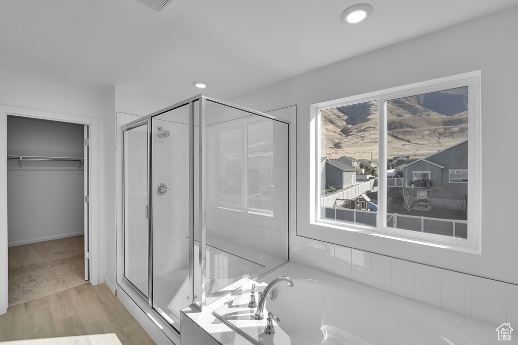 Photo 13 for MLS #2095453 at 8648 N Haloran Ct #1328