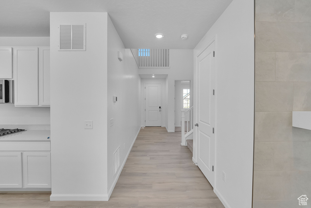 Photo 11 for MLS #2095453 at 8648 N Haloran Ct #1328