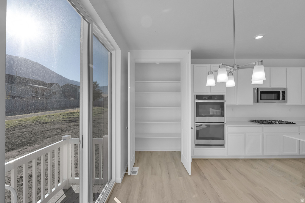 8622 N HALORAN CT #1330 Lake Point, UT 84074